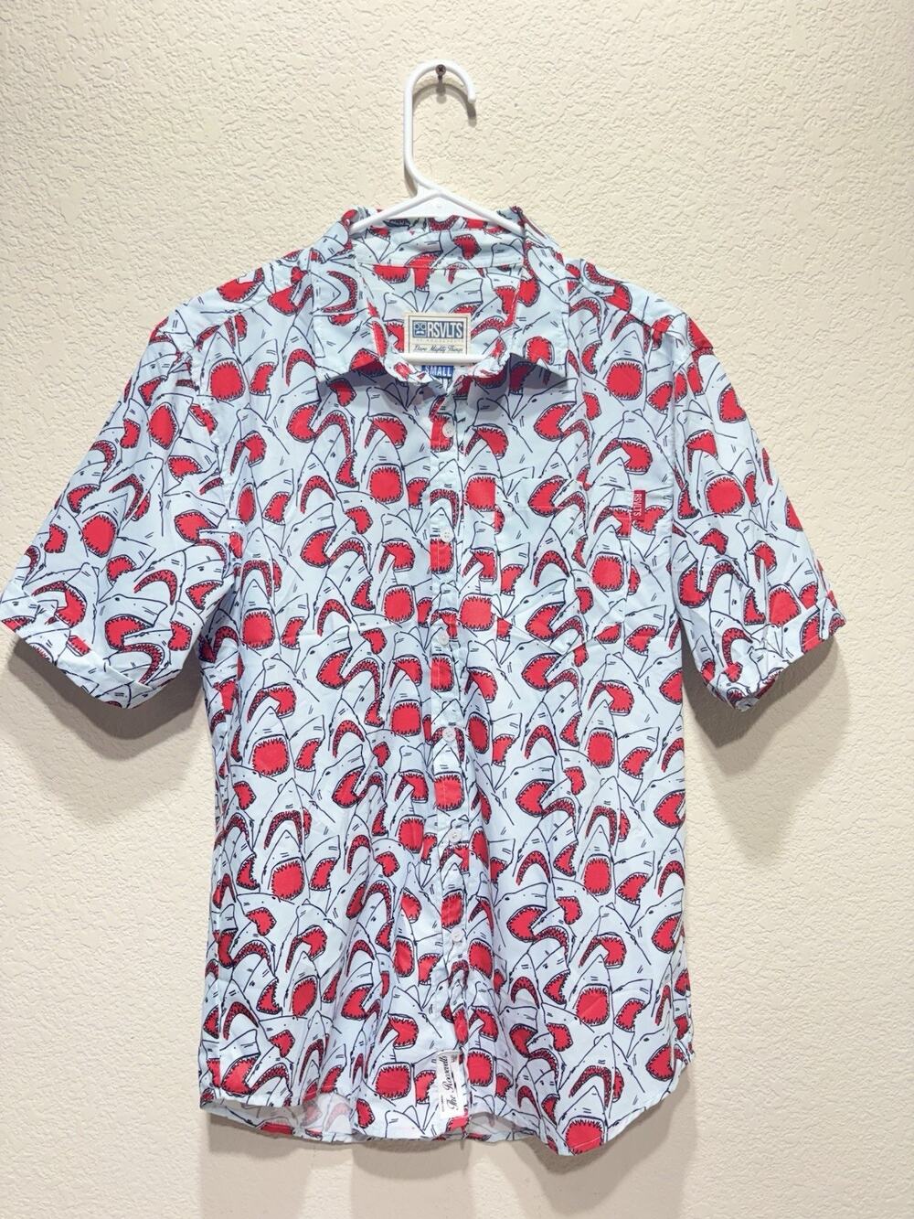 Roosevelts Shark Shirt Small Button Up